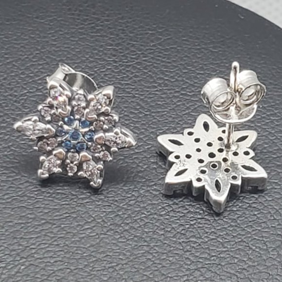 925 Silver Snowflake Blue and Clear CZ Stud Earrings - Picture 8 of 12